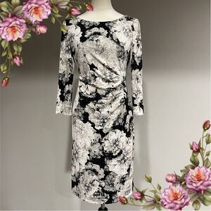 Long sleeve floral fitted knee length dress